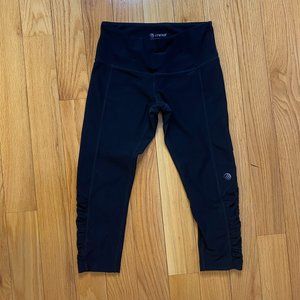 MPG Black Cropped Leggings